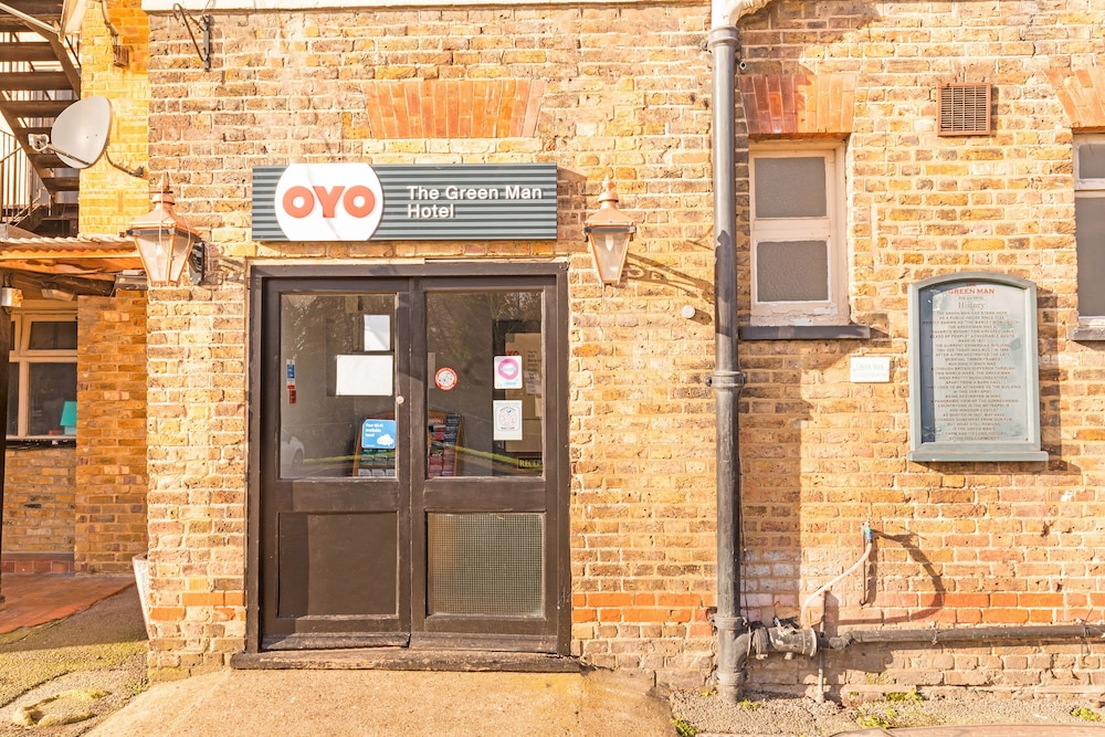 OYO ザ グリーンマン パブ&ホテル 写真2
