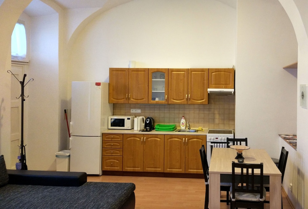 Apartments Tynska 7 4/50
