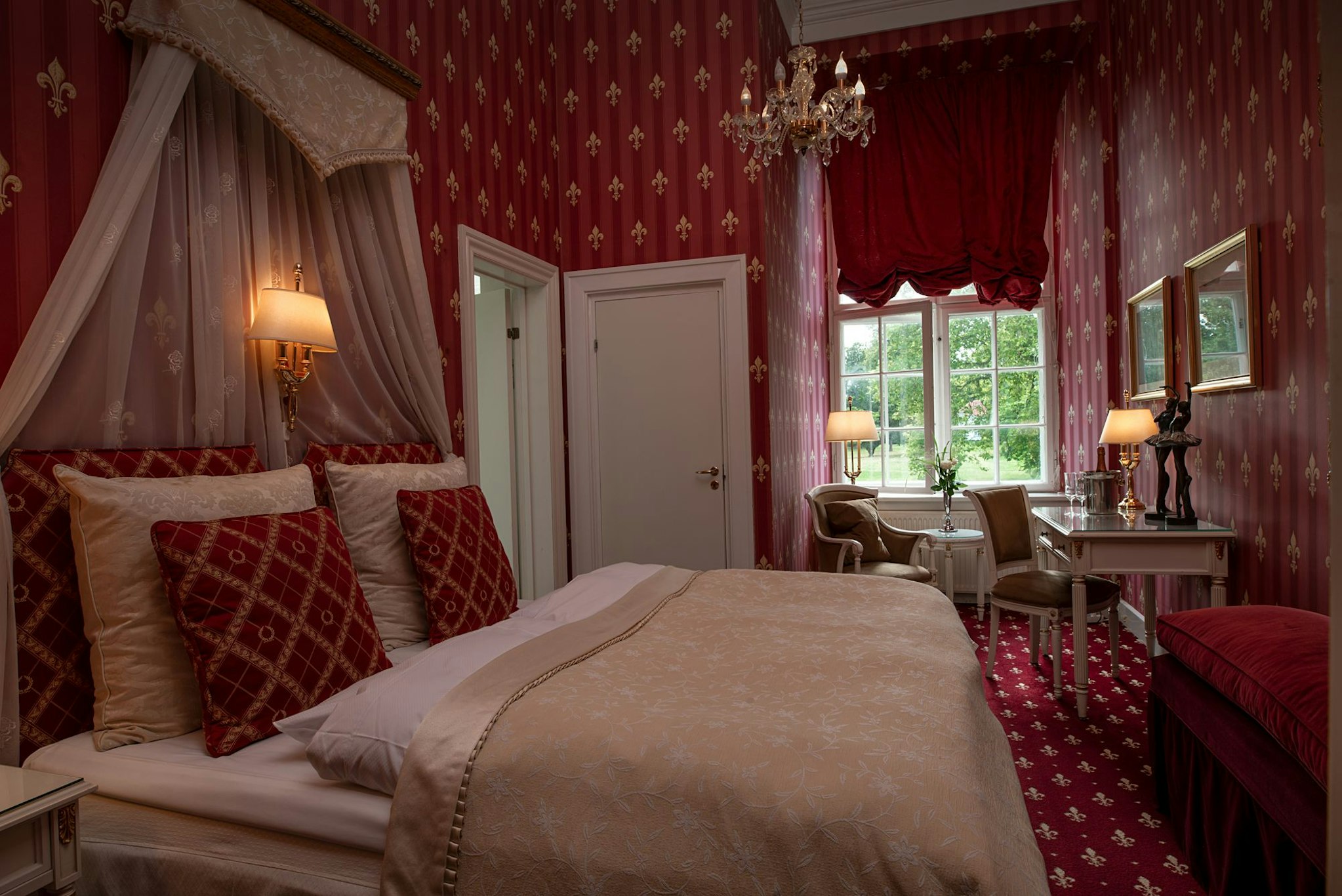 Hvedholm Slotshotel 4/32