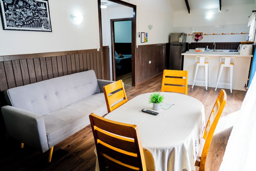 Hotel Y Cabanas Henua Iti 29/50