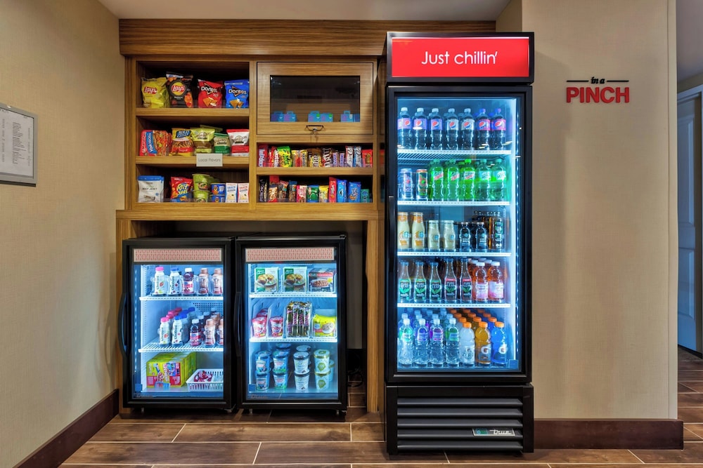 TownePlace Suites by Marriott Grand Rapids Airport Southeast 27/48