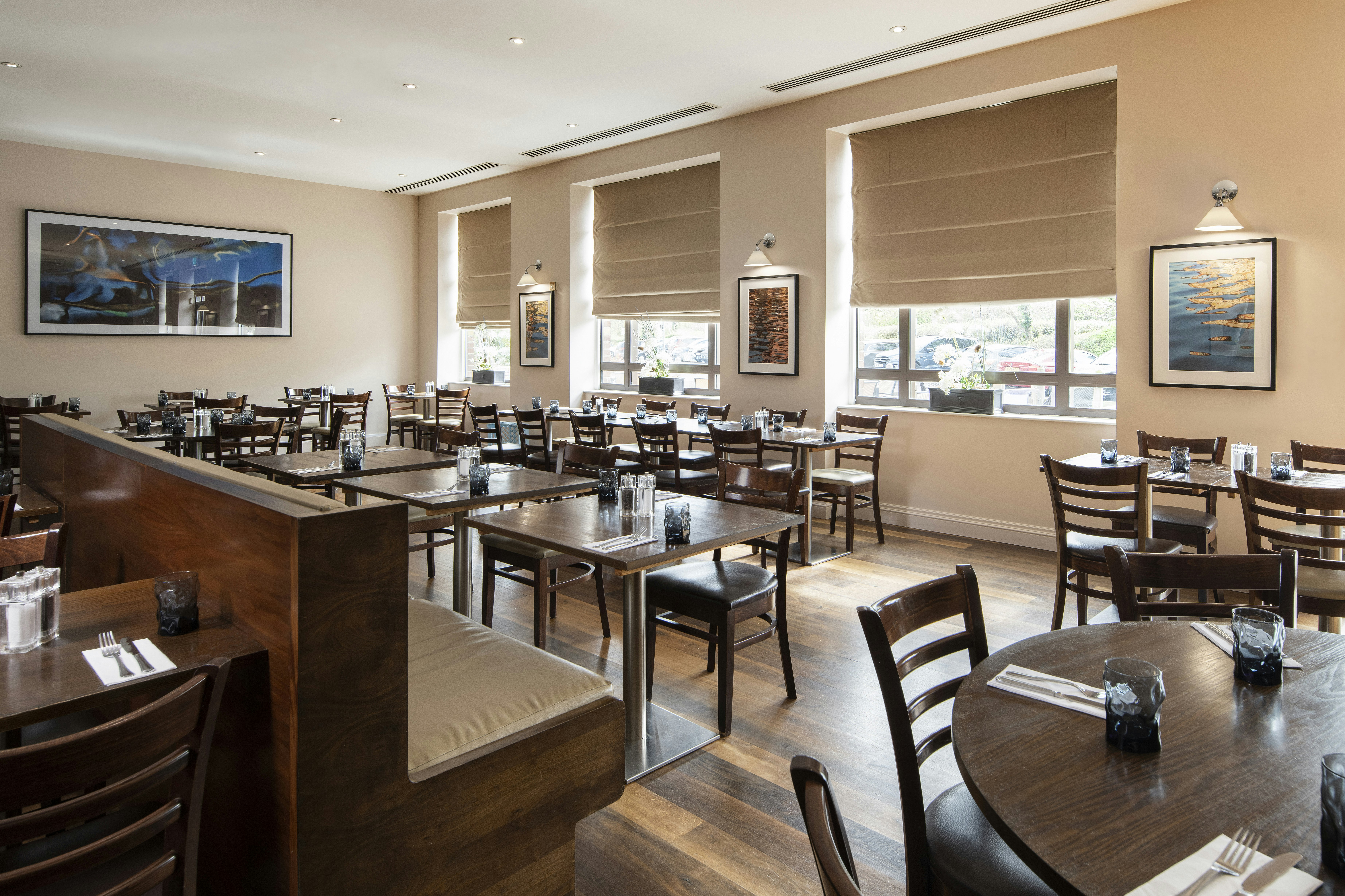 DoubleTree by Hilton Swindon 16/27
