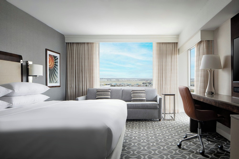Tower, Executive, King Bed, Sofa, Accessible، Marriott St. Louis Airport 6/9