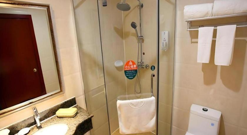 GreenTree Inn Liaoning Province Huludao City Xingcheng Shoushan Express Hotel 44/46
