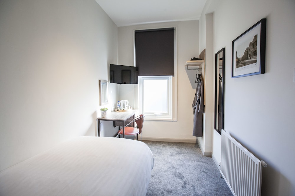 Asperion Hotel 3/37