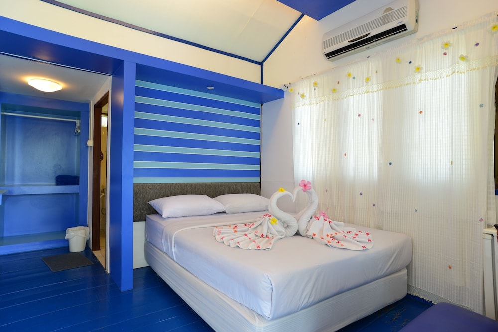 Sangthian Beach Resort 9/60