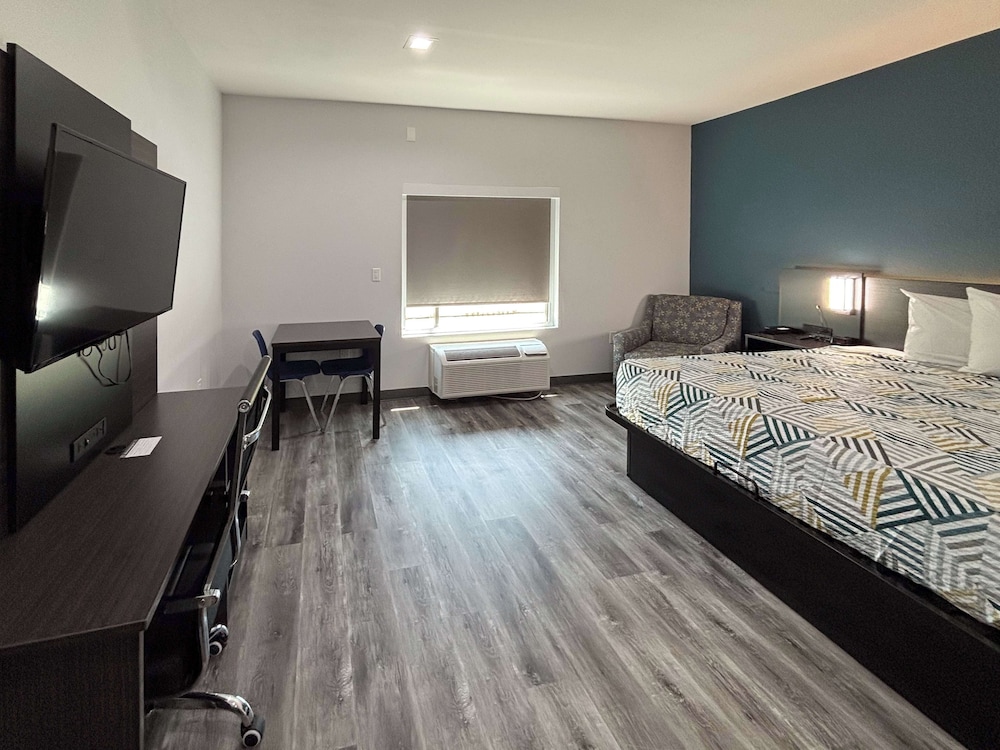 STANDARD, KING BED