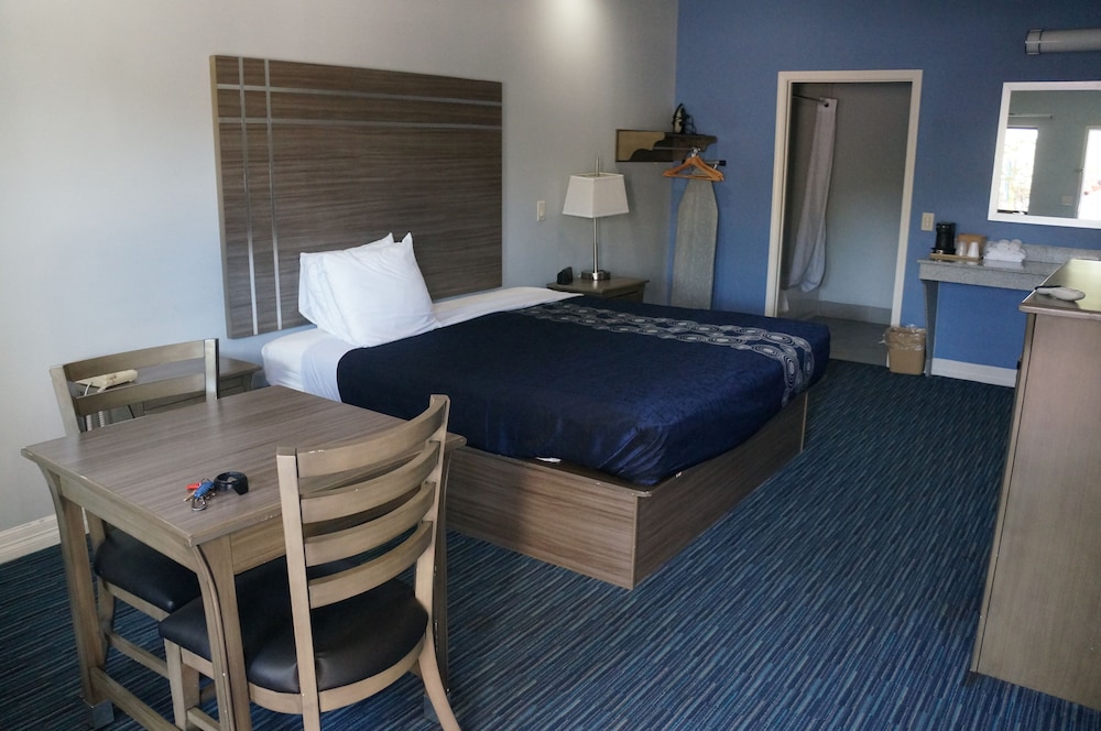 غرفة قياسية مفردة بسرير كينج لذوي الإعاقة، Home Place Inn Spring I-45 North and 1960 2/3