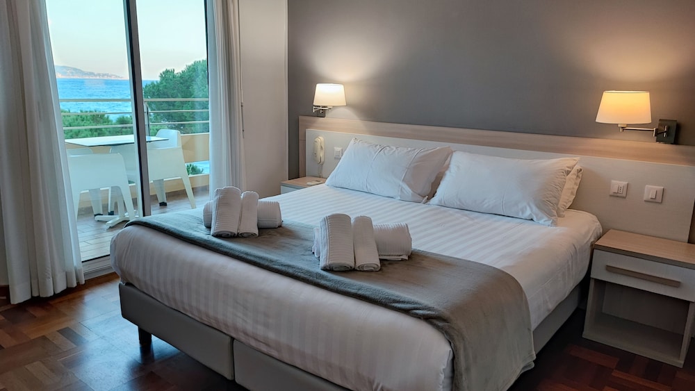 Hotel Alexandra 18/50