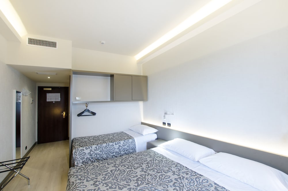The Gate Hotel 19/71
