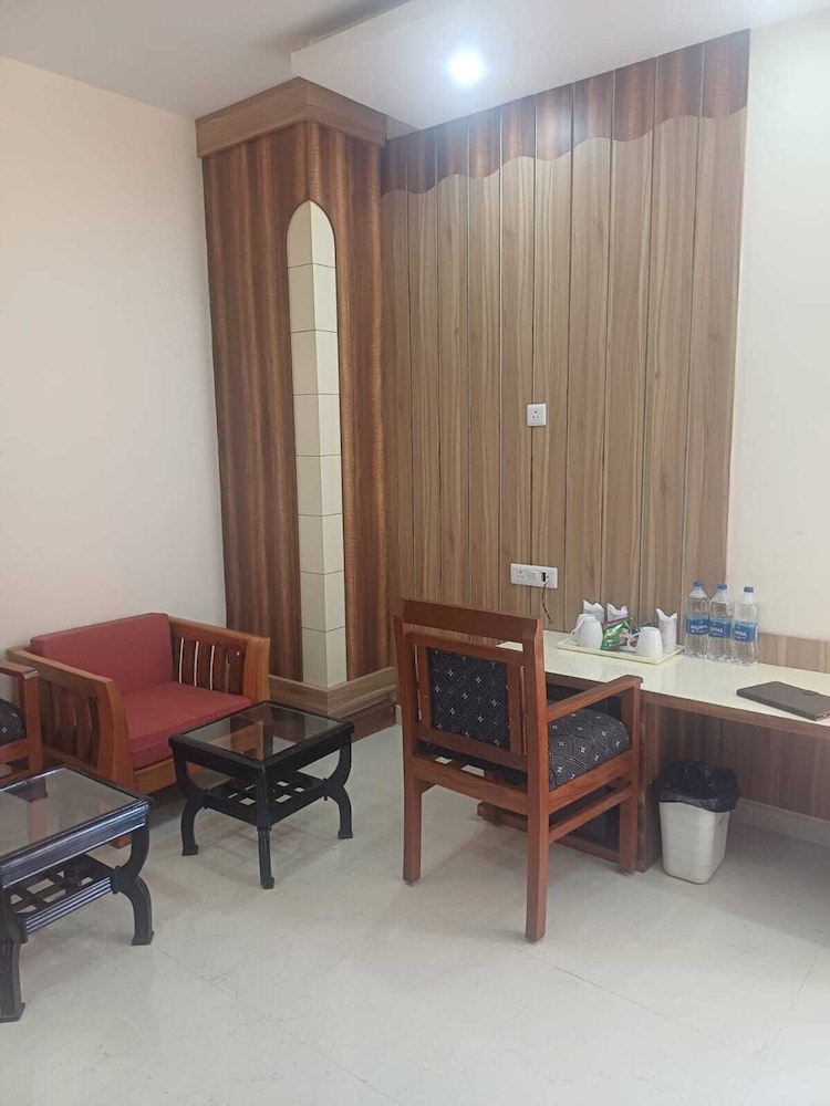 INDO HOKKE HOTEL 29/50