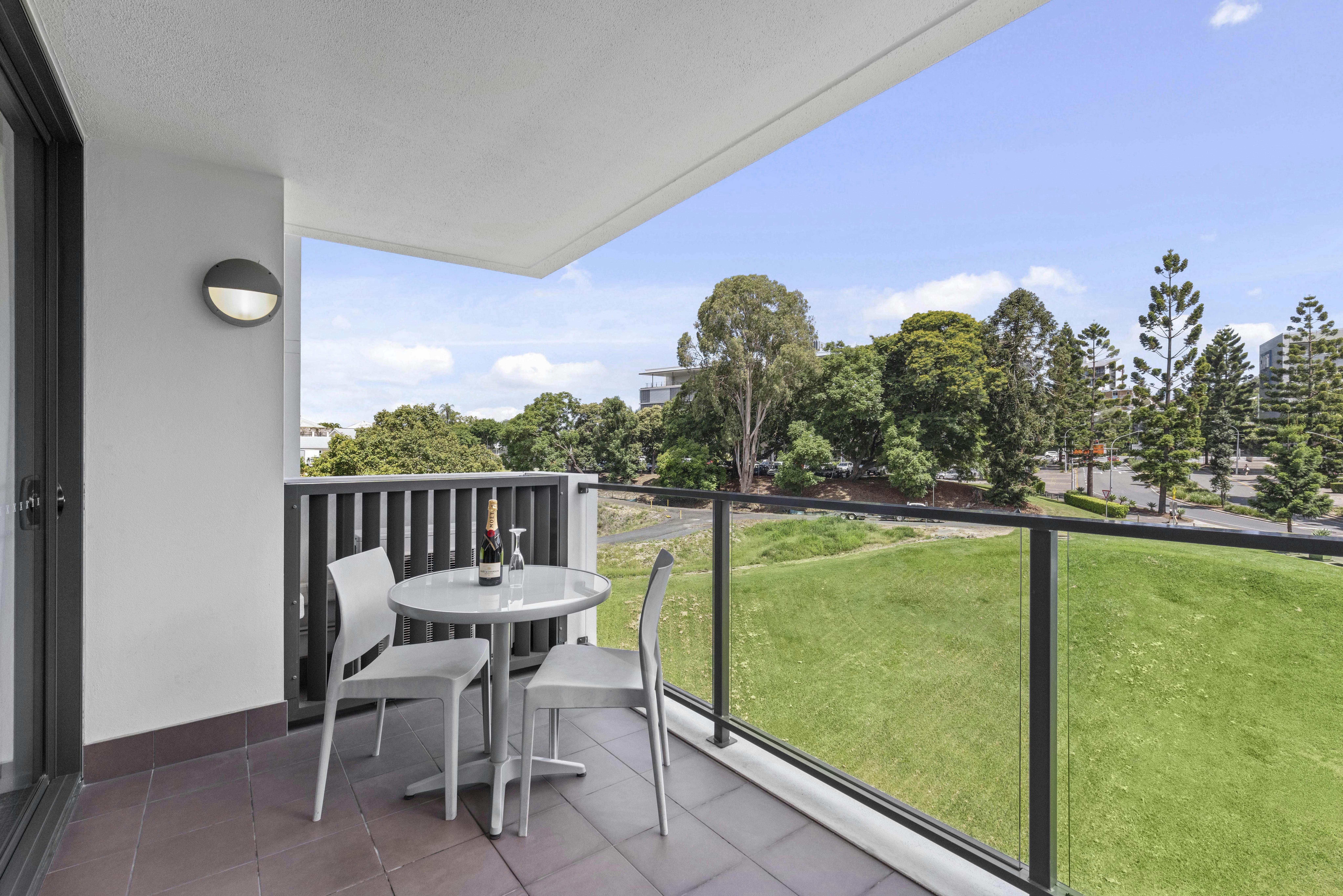 Quest Kelvin Grove 25/56