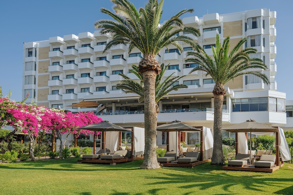 Alion Beach Hotel 6/70