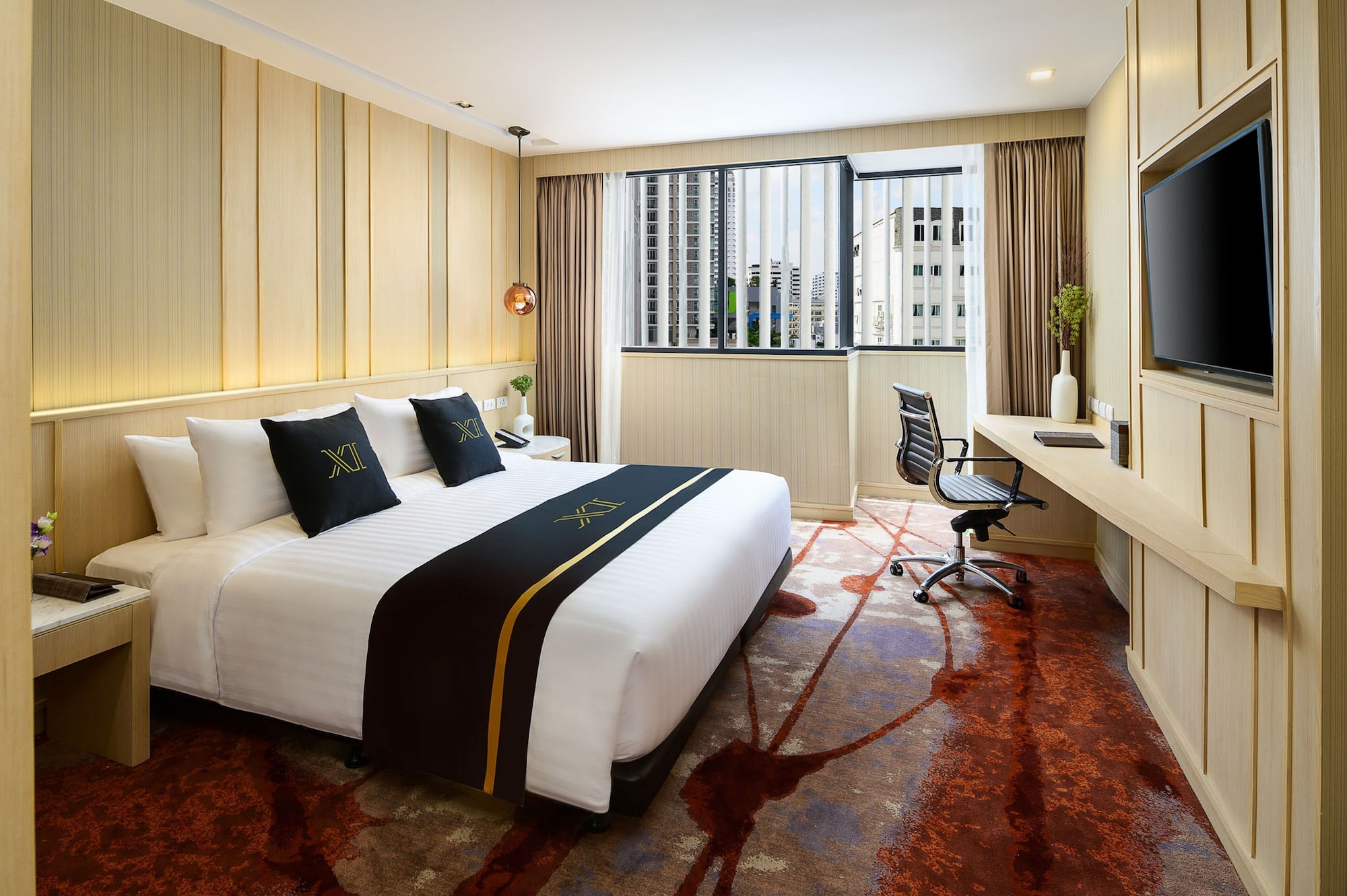 Deluxe King Room