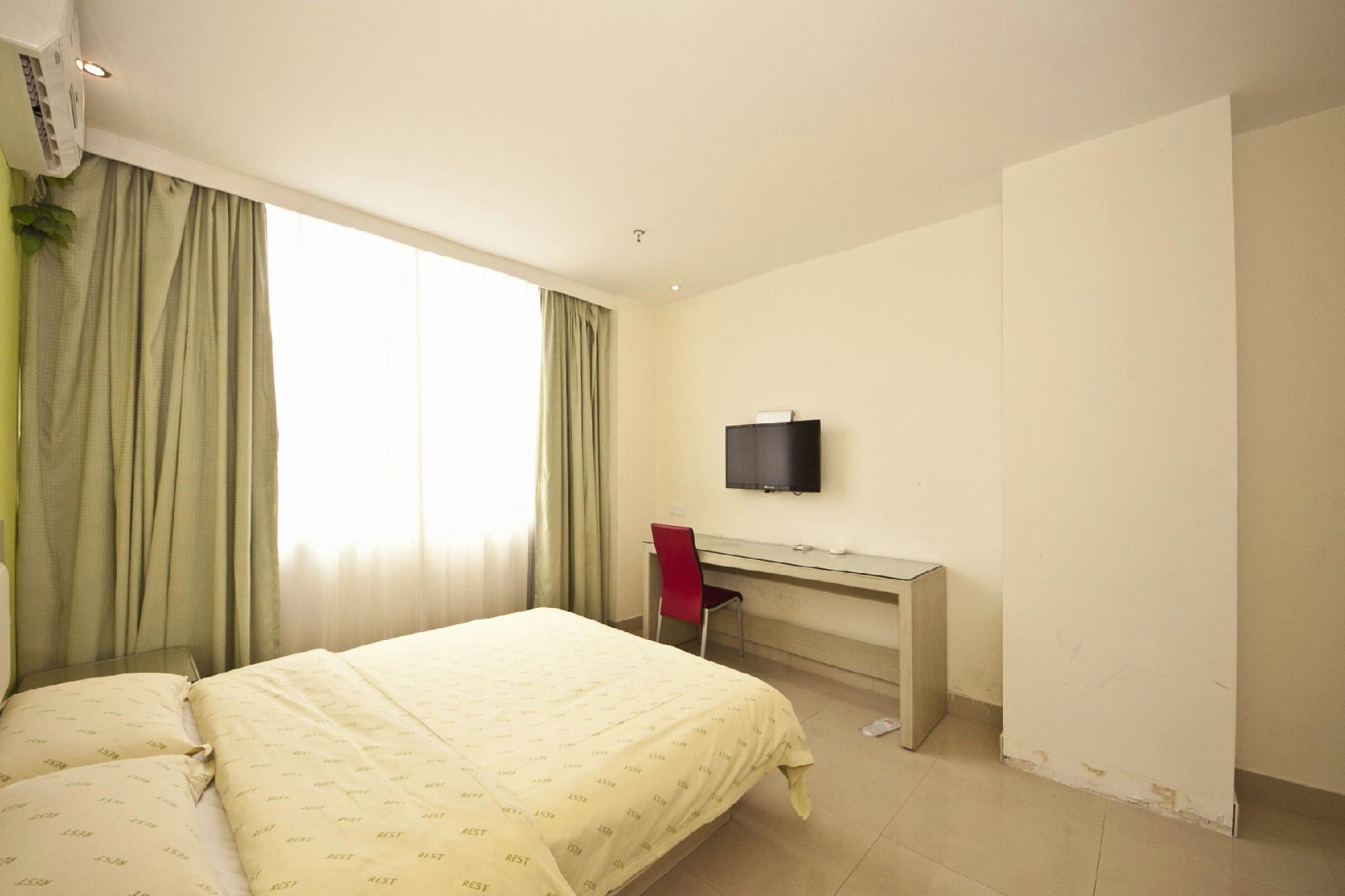 100 Inn (Fuqing Chenglong Pedestrian Street) 16/24