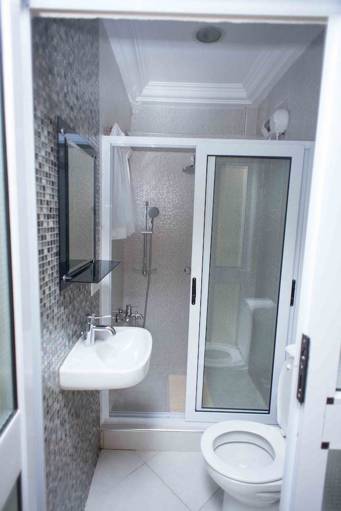 The Ritzz Exclusive Guest House 48/49