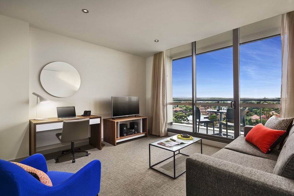 QUEST CHATSWOOD 27/38