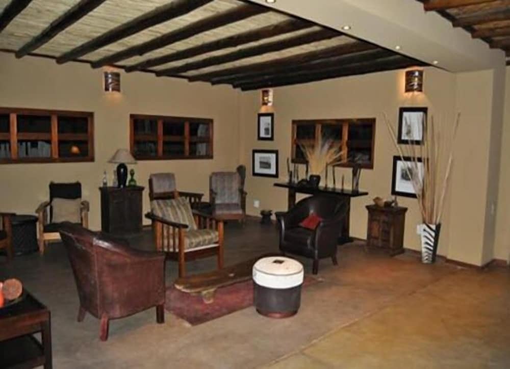 Intu Africa-Zebra Kalahari Lodge 23/52