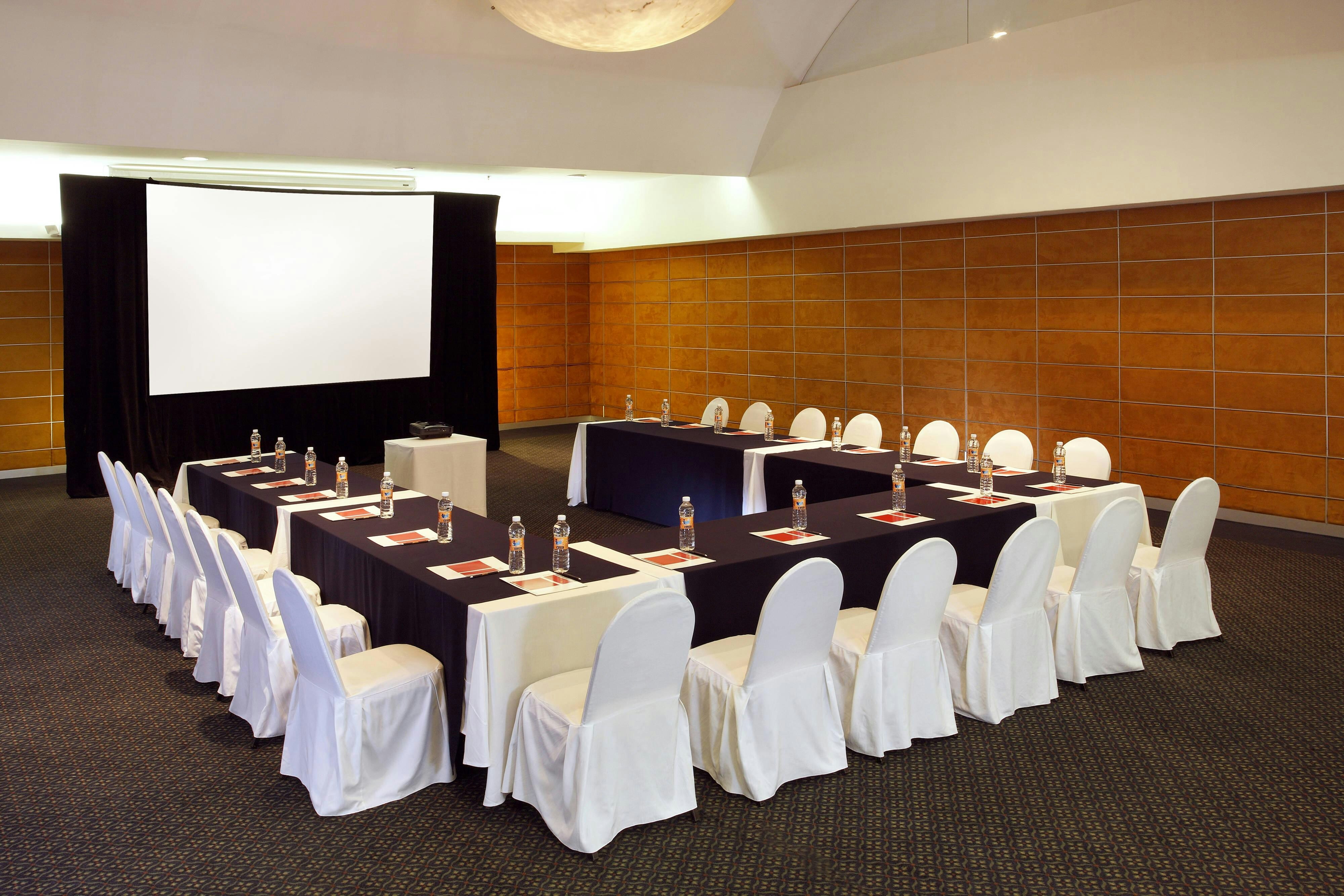 Tijuana Marriott Hotel 14/15
