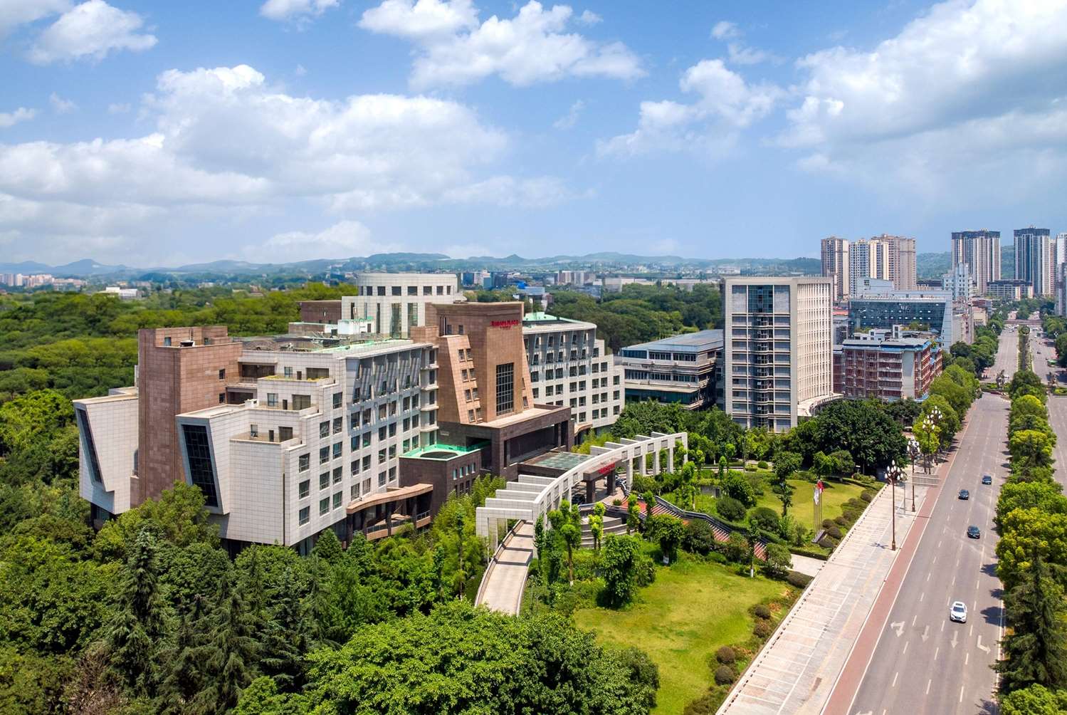 Ramada Plaza by Wyndham Chongqing West 29/30