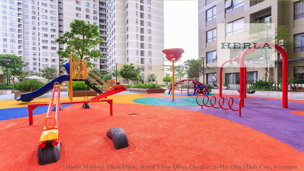 Herla Apartment At Masteri Thao Dien 40/50