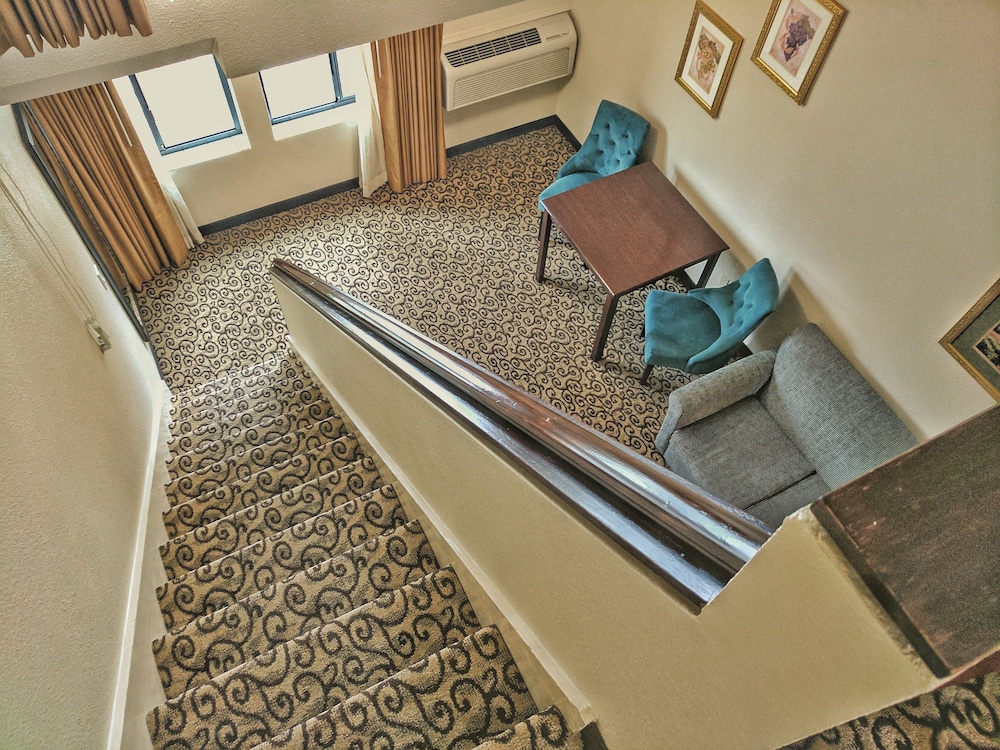 Best Western Plus Inn At The Vines 30/43