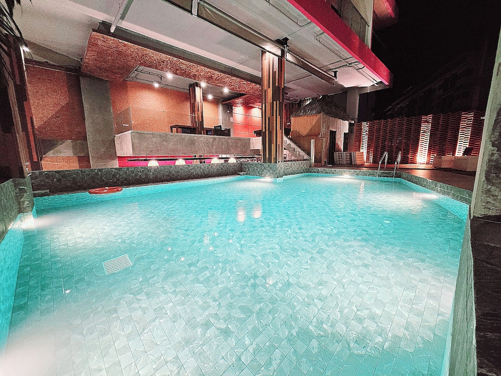 De Coze Hotel 47/63