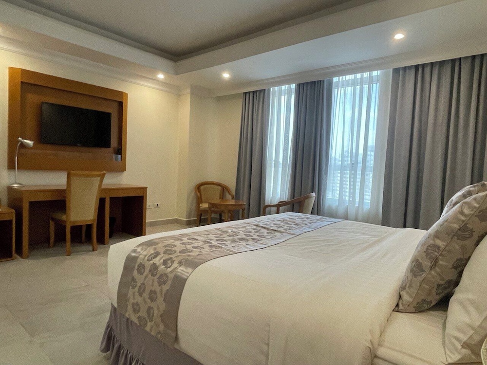Amran Hotel 5/17