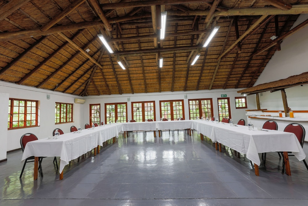Aha Sefapane Lodges And Safaris 23/50