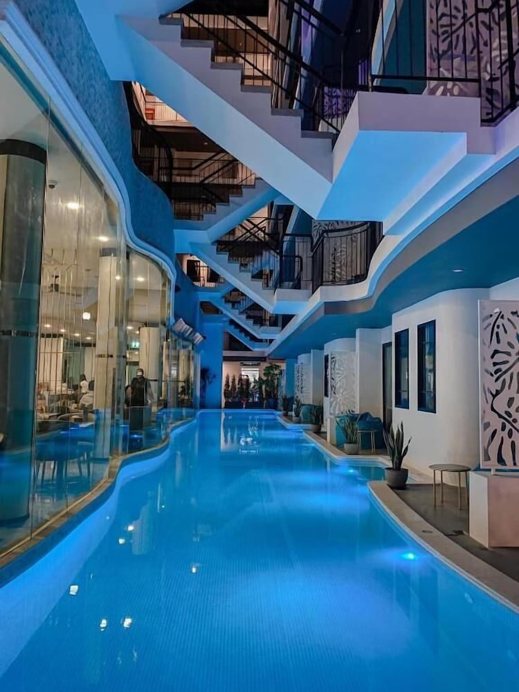Poolrada Boutique Hotel (SHA Extra Plus) 35/50
