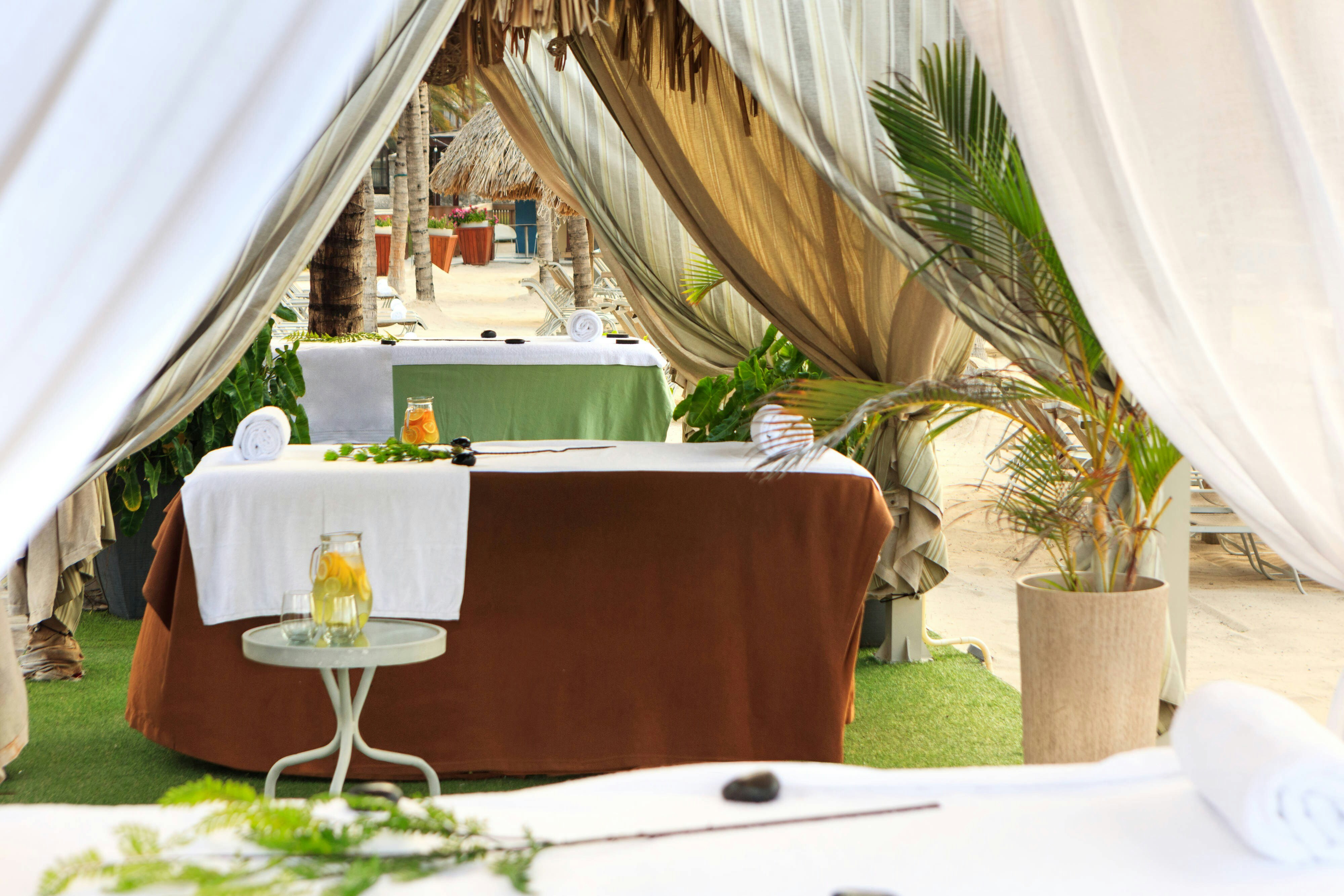 Renaissance Wind Creek Curacao Resort 8/70