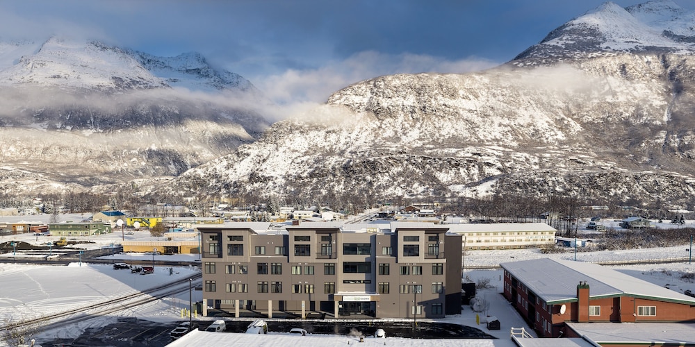 Chugach Naswik Suites 4/14
