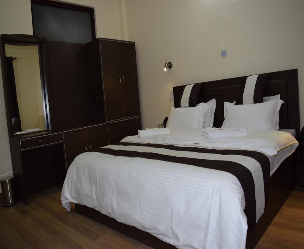 Hotel Royal Ladakh 16/50