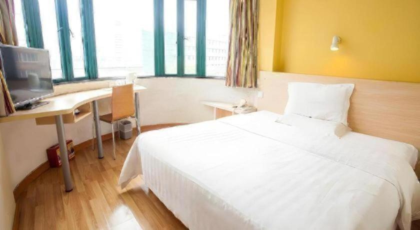 7 Days Inn (Dongguan Changping Railway Station) 9/41