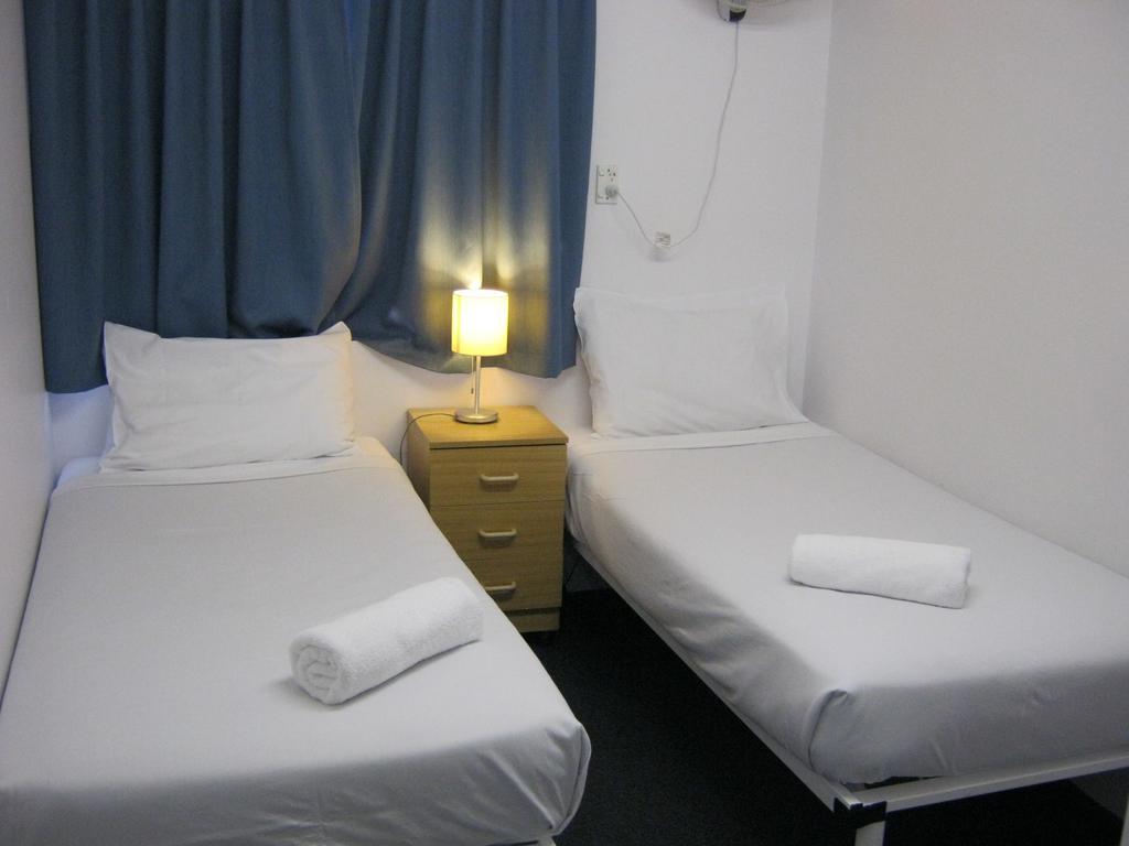 Perth City Apartment Hotel 7/44
