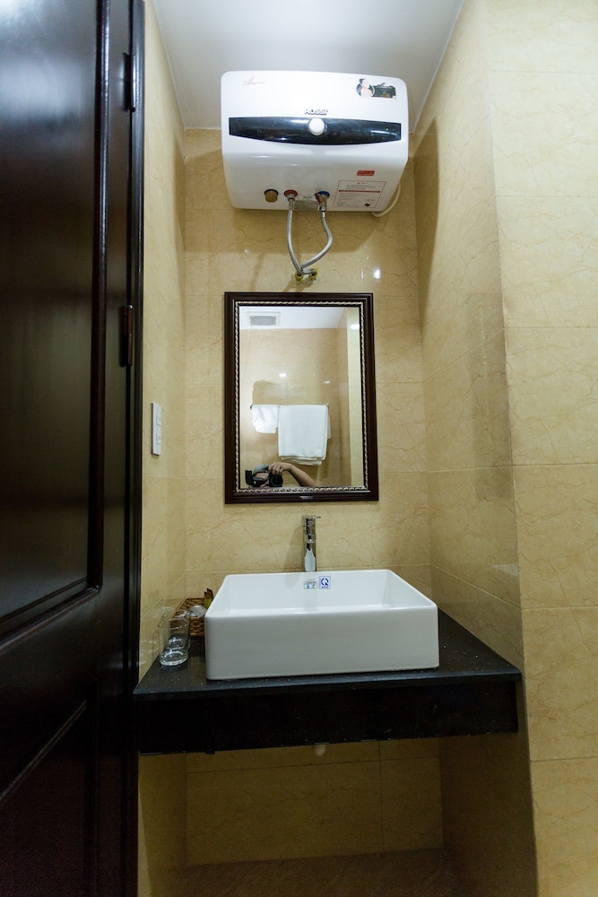 Manchester Hotel & Apartment 26/41