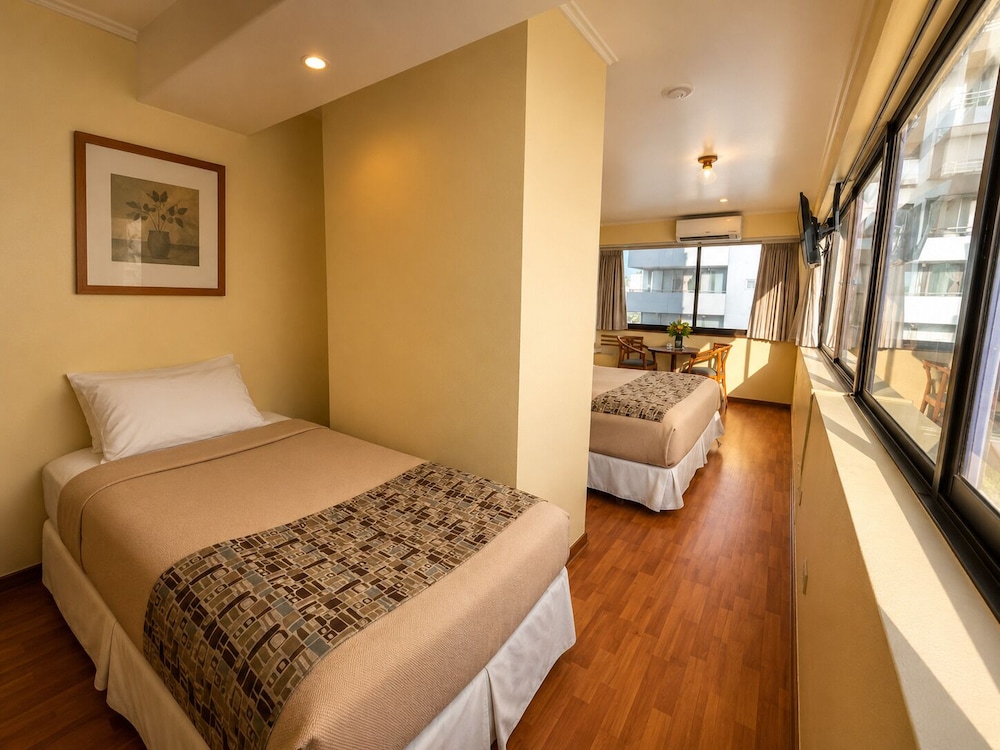 Suite, Queen and Twin Beds