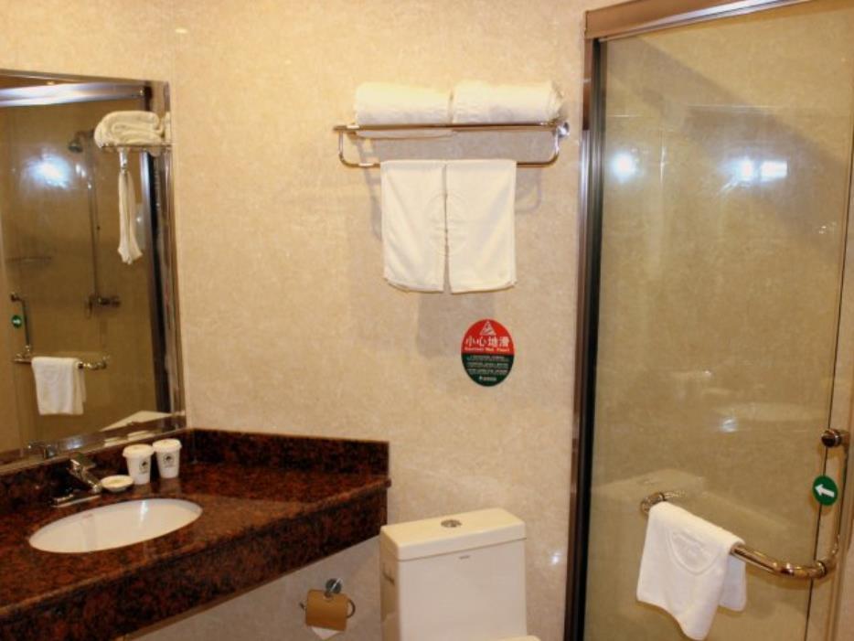 GREENTREE INN ANQING GUANGCAI MARKET PASSENGER TRASPORTATION CENTRE HOTEL 16/17