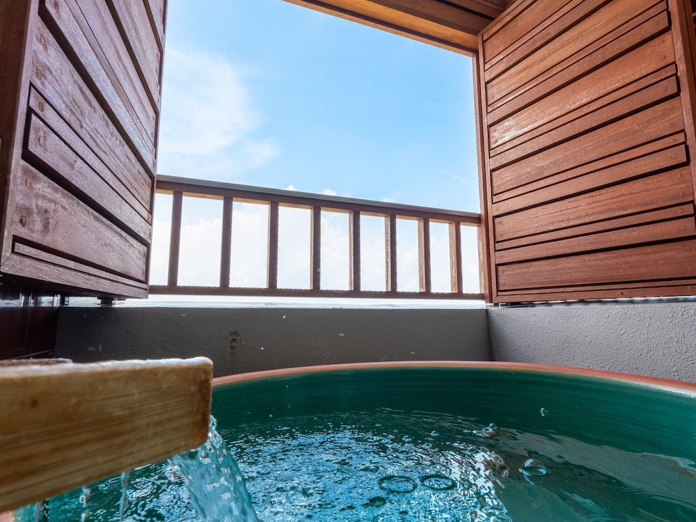 Ryukyu Onsen Senagajima Hotel 24/48