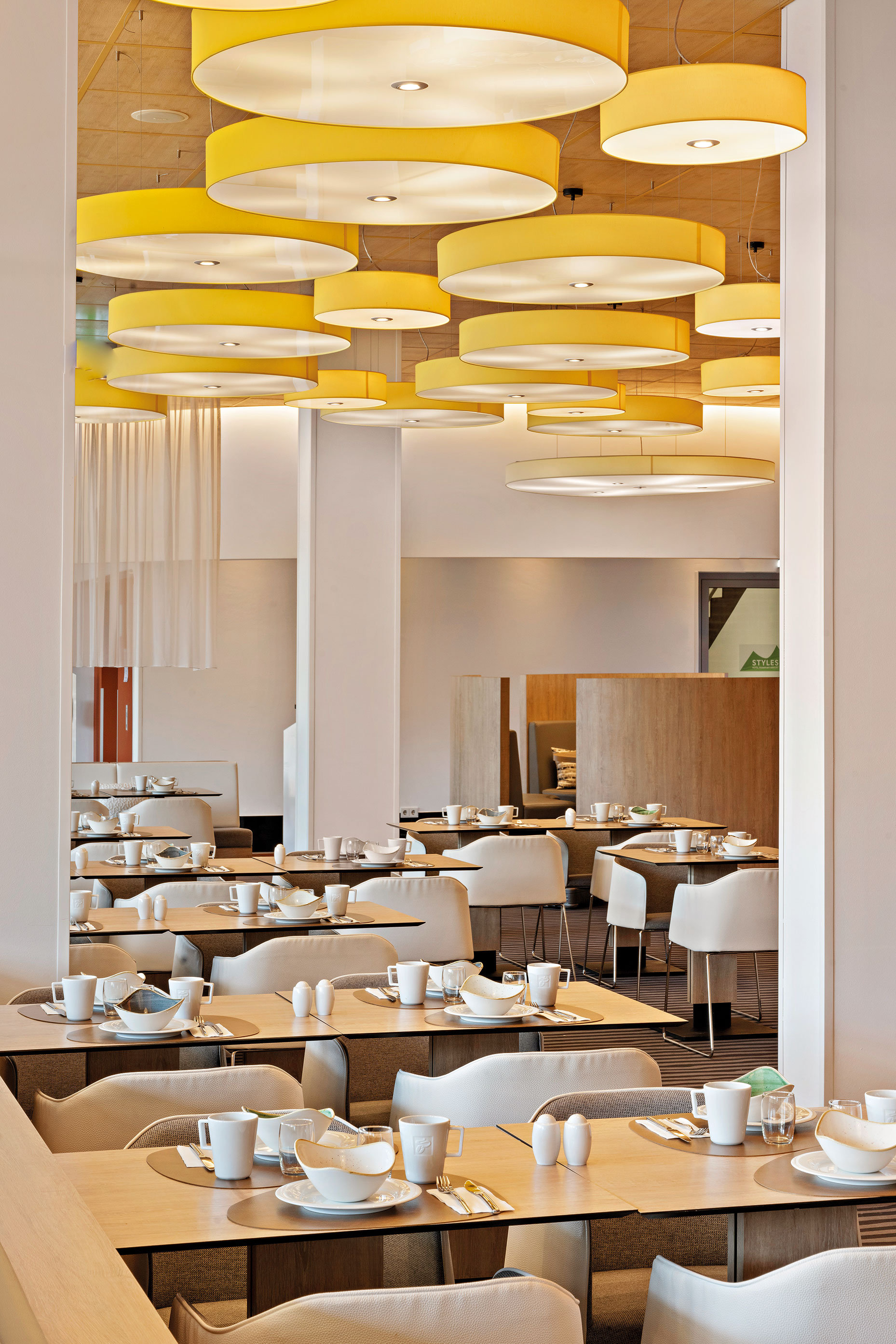 Hey Lou Hotel Frankfurt Airport 20/23