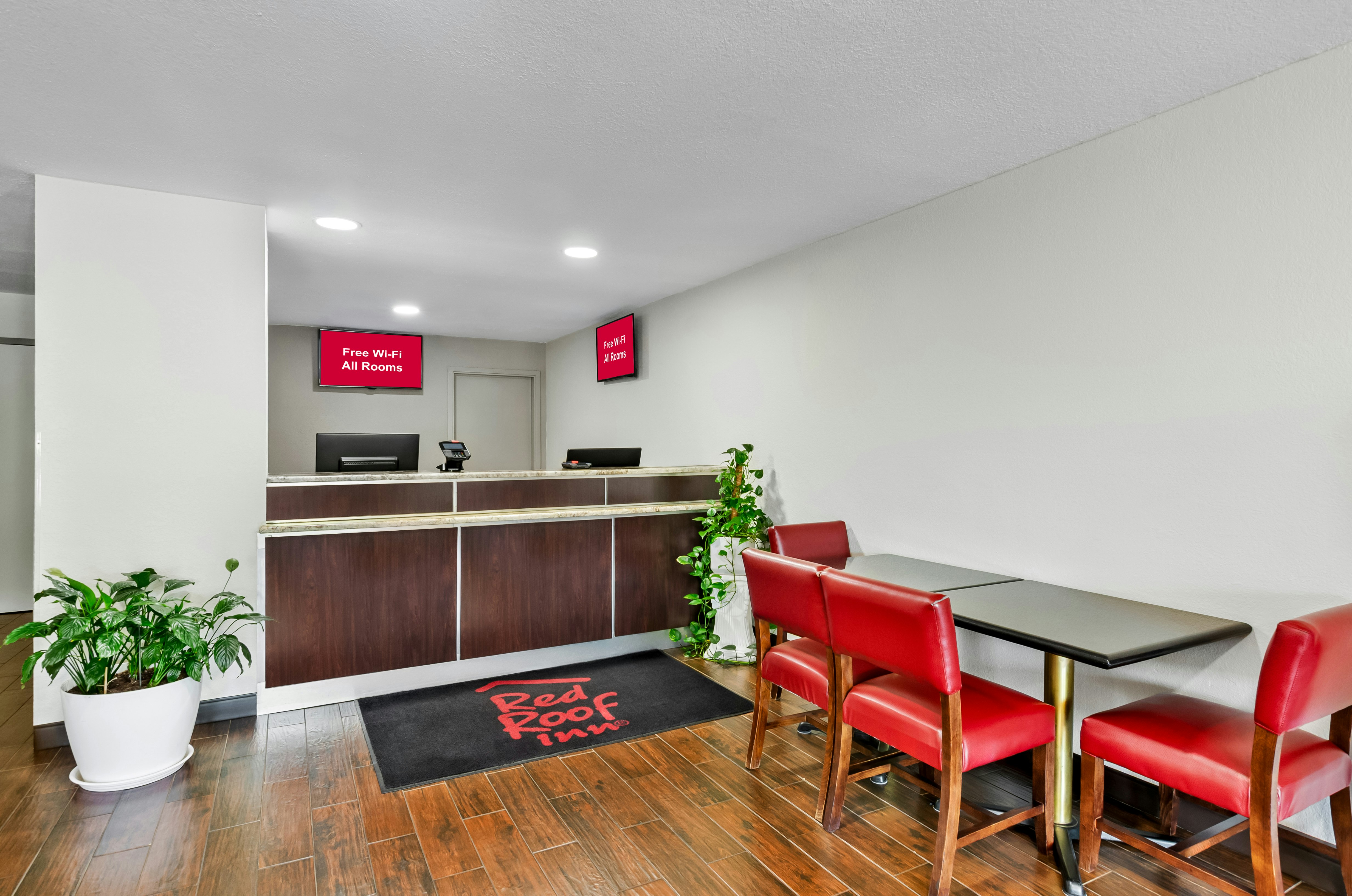 Red Roof Inn Hillsville 9/53
