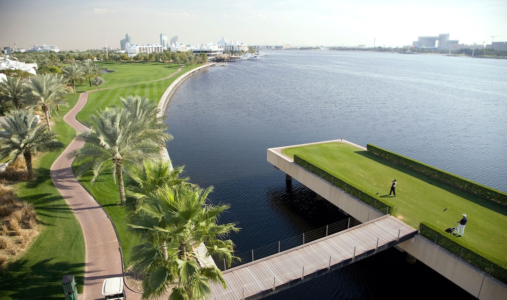 Dubai Creek Club Villas 25/36