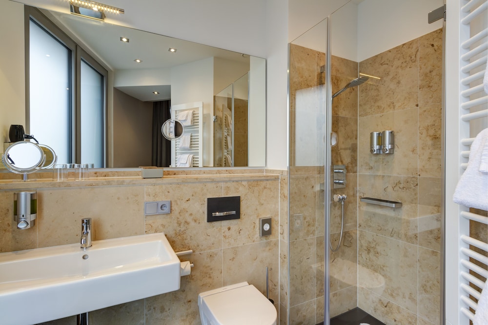 Qube Hotel Bahnstadt 48/49