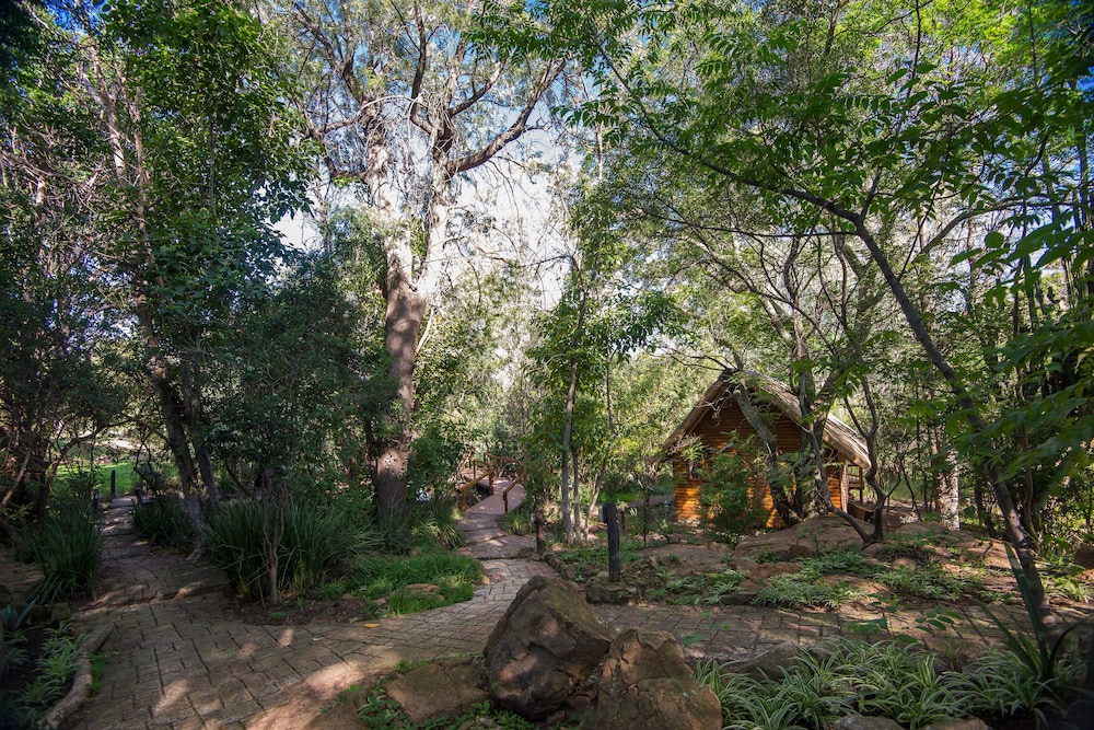 Amadwala Lodge 26/42