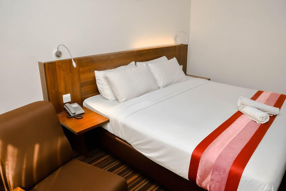 Hotel Yt Midtown Kuala Terengganu 28/33