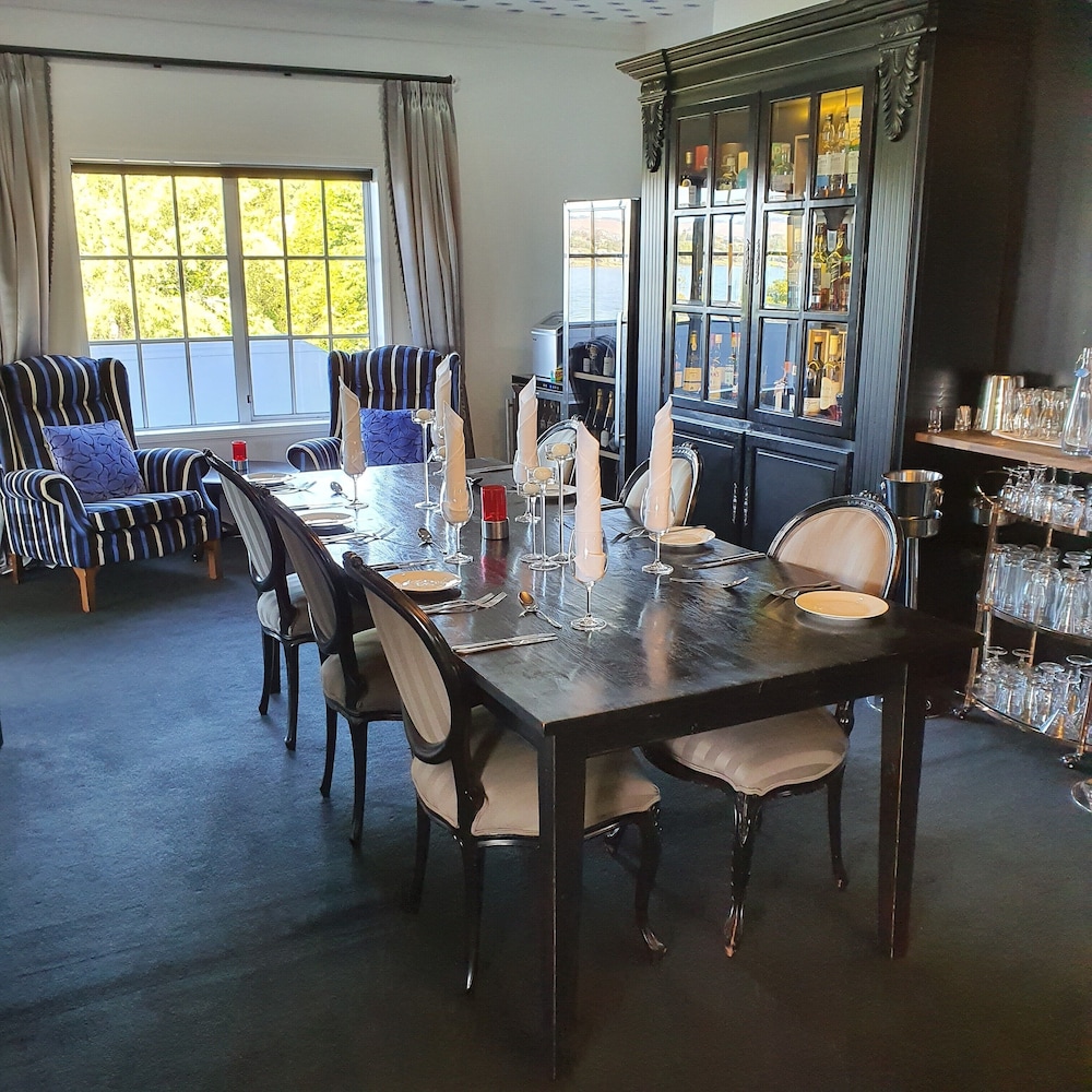 Black Swan Lakeside Boutique Hotel 14/21