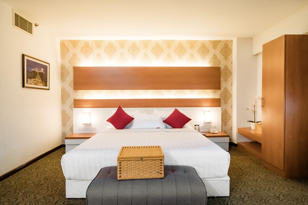 Mitc Hotel 33/65