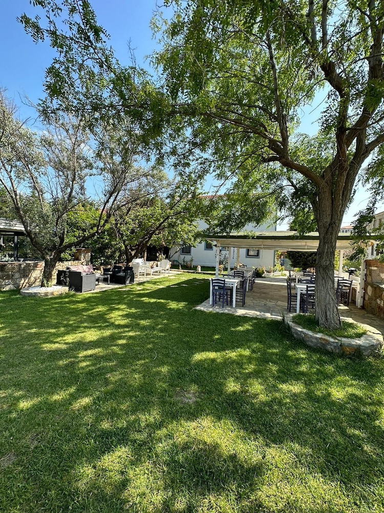 Bozcaada Kirli Otel 17/27