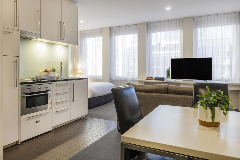 Oaks Melbourne on Collins Suites، ملبورن 38/50