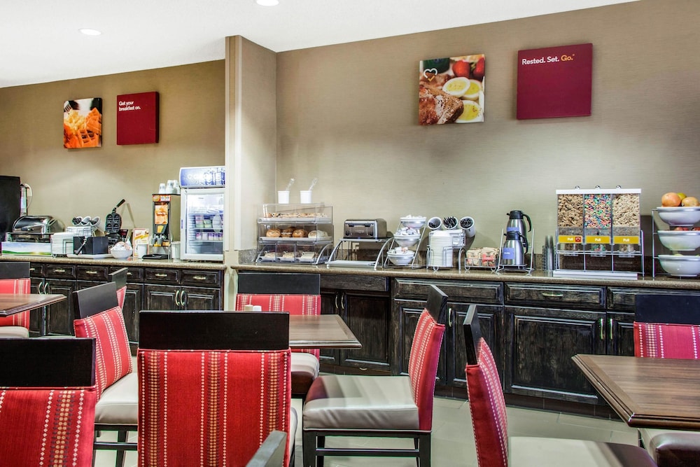 restaurant cafeteria